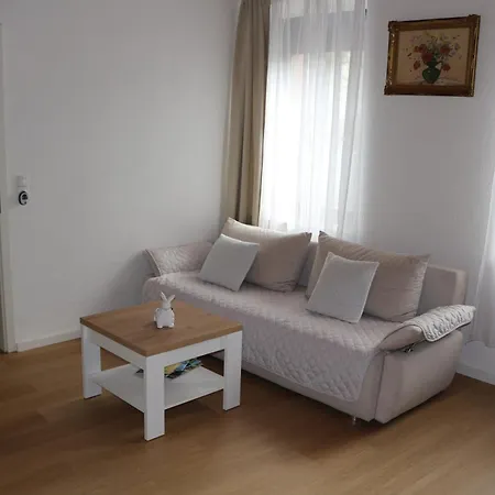 Apartment Maria! Respektvoller Umgang Bad Duerkheim