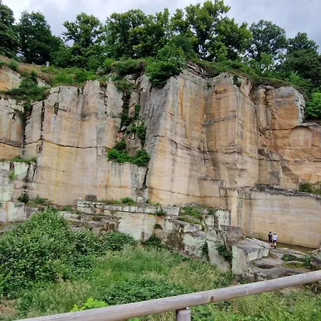 Maria! Respektvoller Umgang